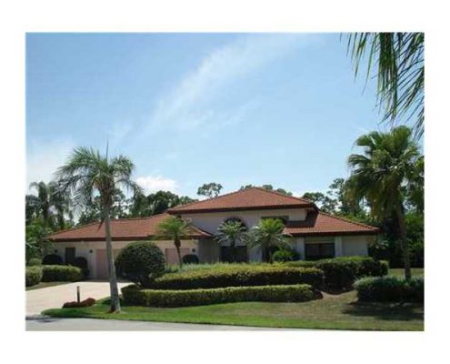 piper's landing yacht club fl florida home with lawn