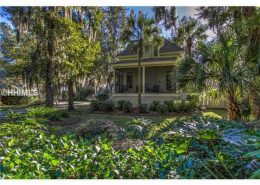 Moss Creek Plantation SC 8 wax myrtle court