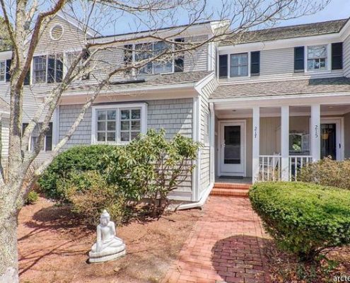 Willowbend 217 Dunrobin Road