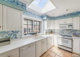 Willowbend 217 Dunrobin Road