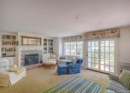 Willowbend 217 Dunrobin Road