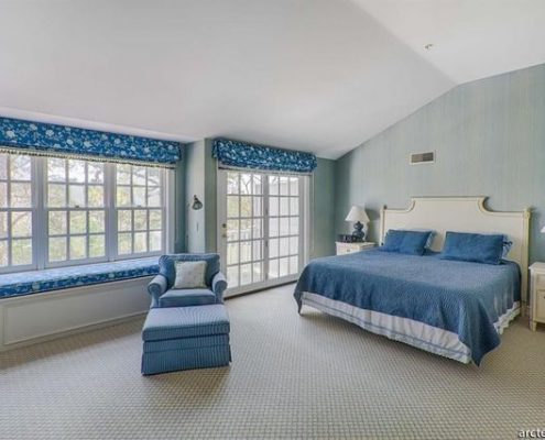 Willowbend 217 Dunrobin Road