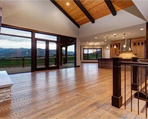 Red Ledges 725 N. Chimney Rock Road
