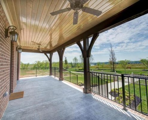 WindRiver 110 East Highlands Circle