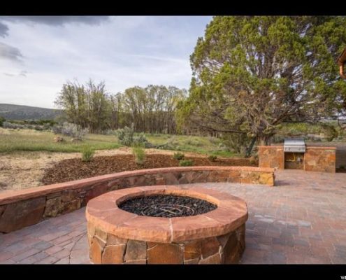 Red Ledges 181 North Club Cabins Court, No. 2