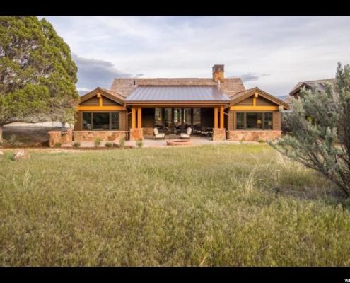 Red Ledges 181 North Club Cabins Ct, No. 2