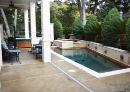Eagle's Bluff 160 Red Oak Court