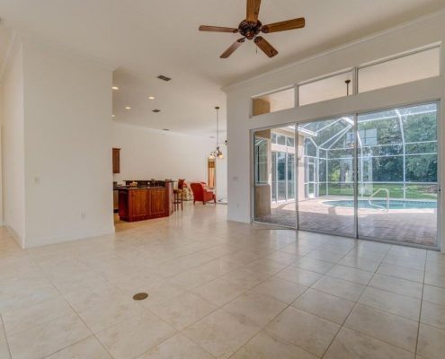 GlenLakes 8435 Charleston Drive