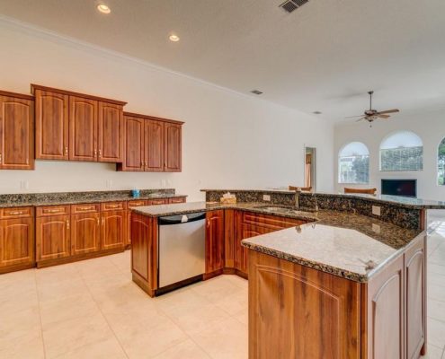 GlenLakes 8435 Charleston Drive