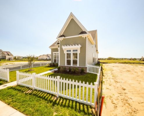 Heritage Shores trellis