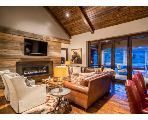 Red Ledges 165 North Club Cabins Court