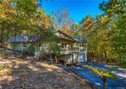 Connestee Falls NC 468 Utsonati Ln