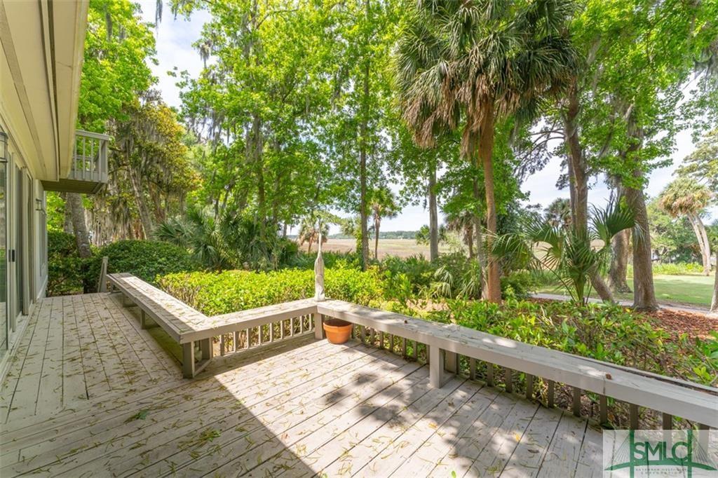 5 Bishopwood Court