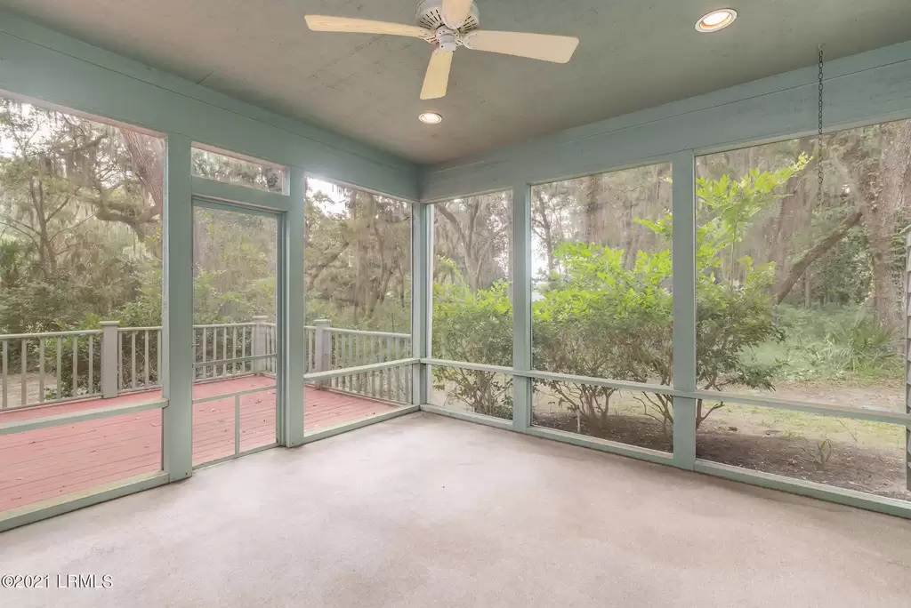 83 Winding Oak Drive