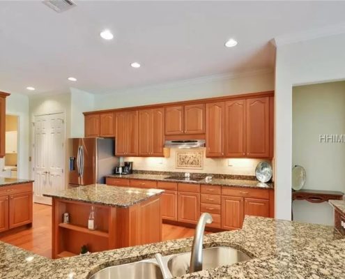 Hampton Hall 16 Southington Circle
