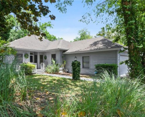 Moss Creek SC 1 Royal Pointe Drive