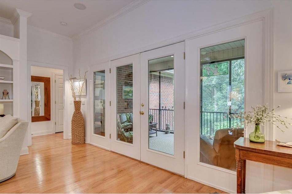 106 Poplar Hill Court