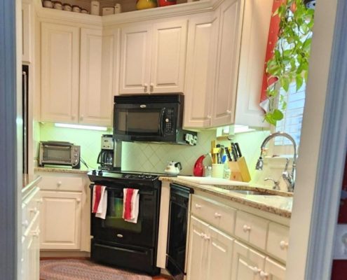 SEA TRAIL KITCHEN 431 Egret Drive