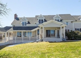 front lede pic 995 Oak Hill Road Fitchburg MA