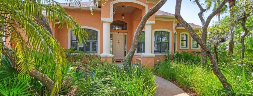 14 Oasis Circle