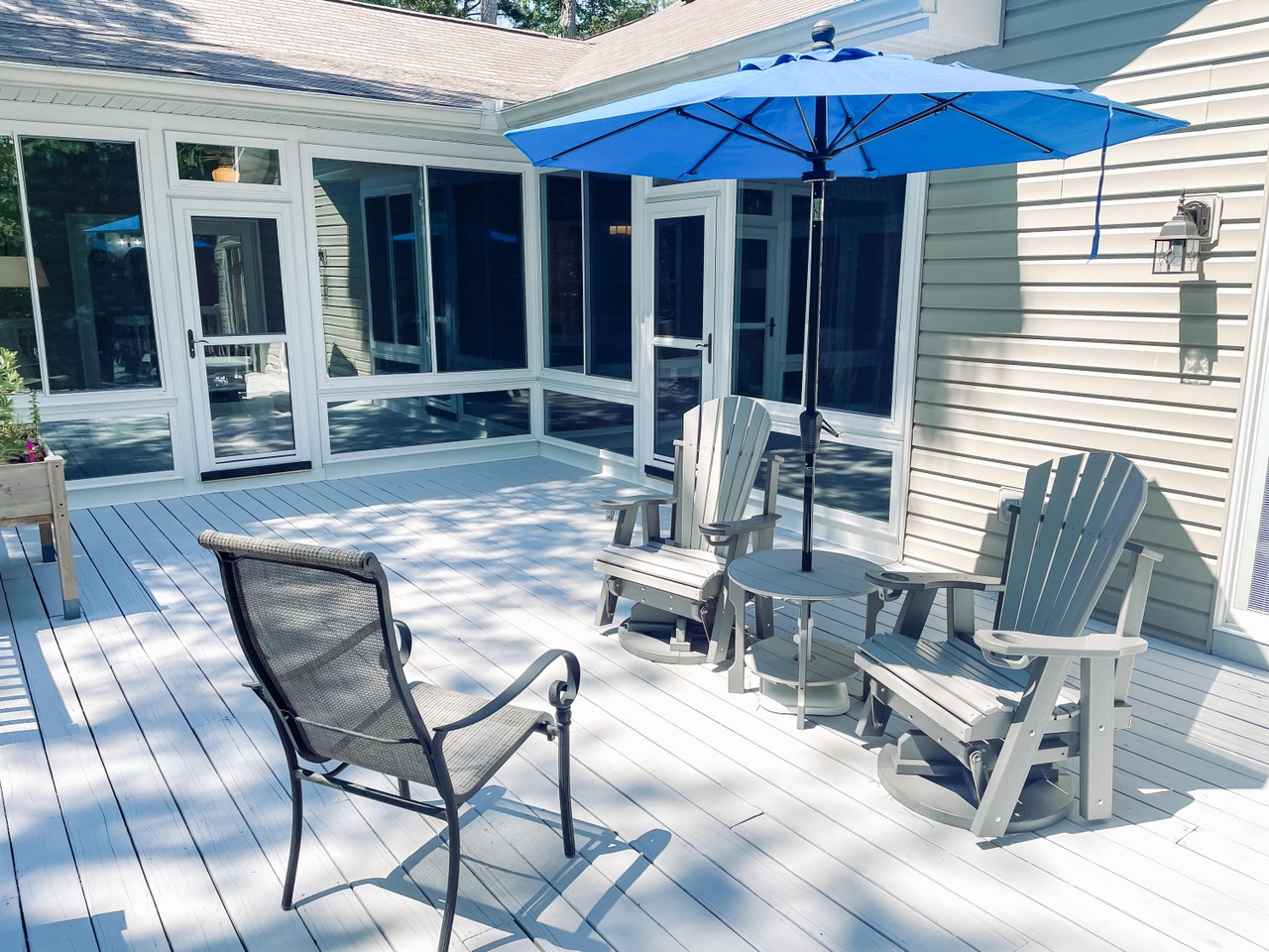 211 Willow Lane