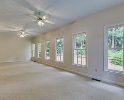 Woodside SC 121 Crane Court