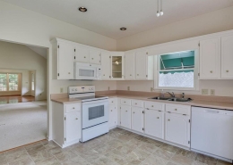 Woodside SC 121 Crane Court