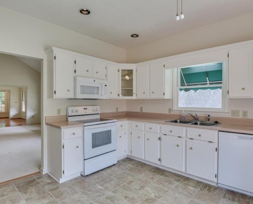 Woodside SC 121 Crane Court