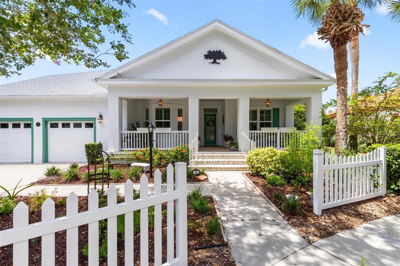 23 Pelican Court