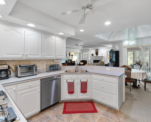 212 Olde Oak Lane