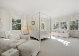 PARKER BEDROOM 320 Parker Road Osterville MA 02655