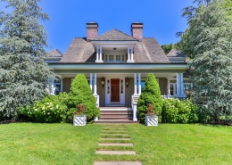 PARKER FRONT 320 Parker Road Osterville MA 02655