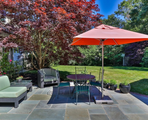 PARKER PATIO 320 Parker Road Osterville MA 02655