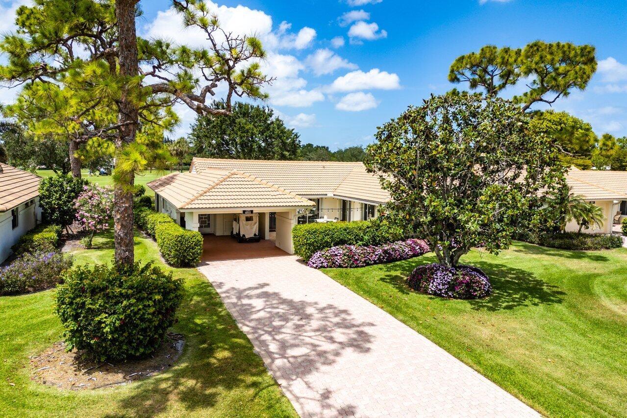 4511 Meadowlark Lane