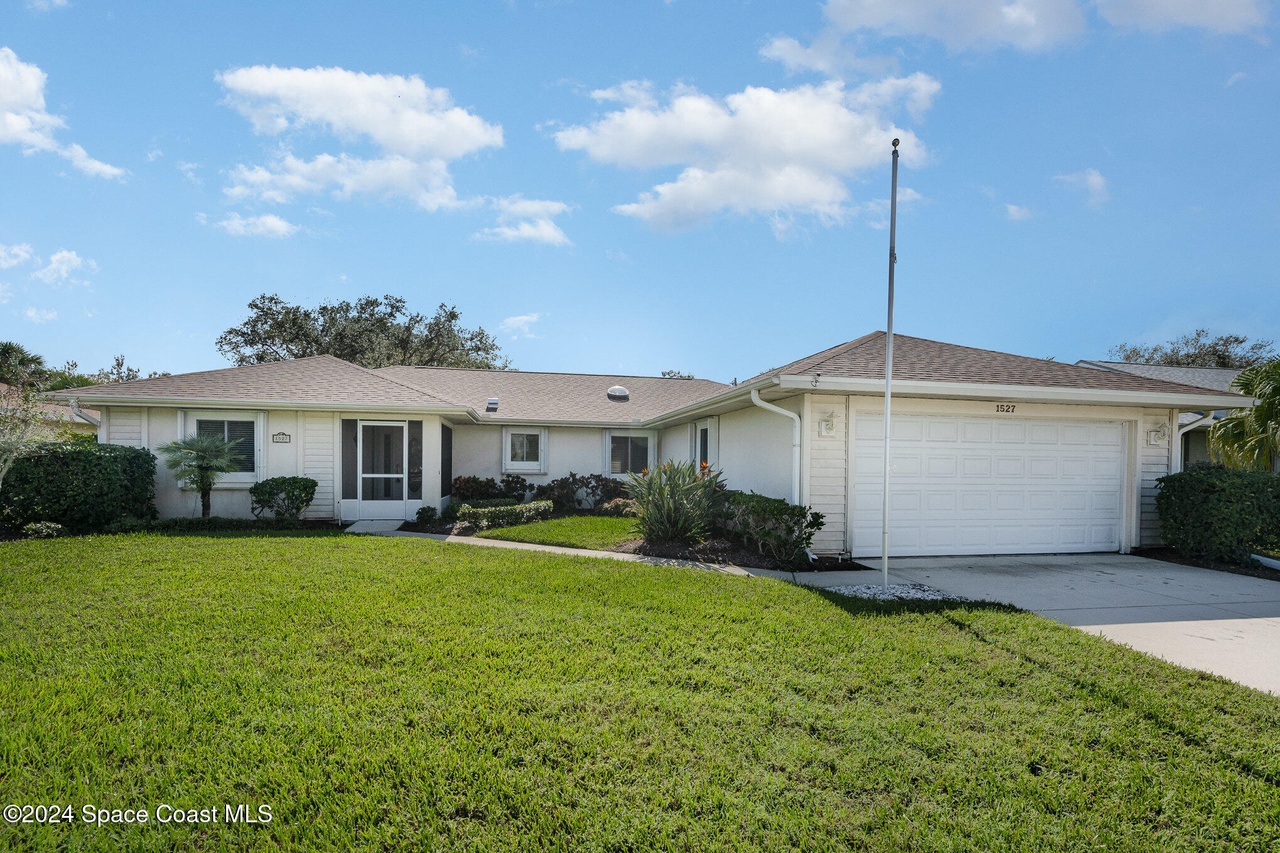 1527 Frontier Drive