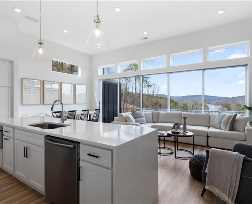 121 Waterview Court