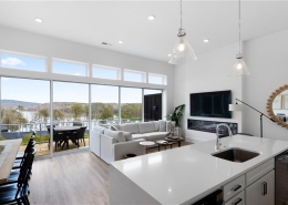 121 Waterview Court