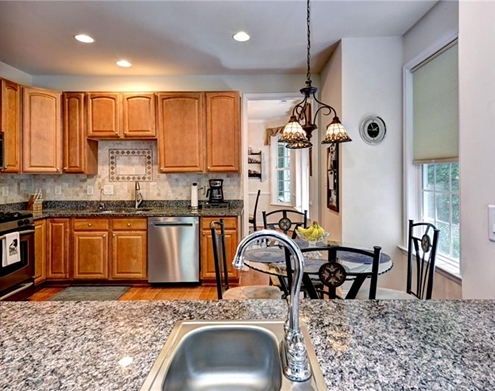 4341 Garden View