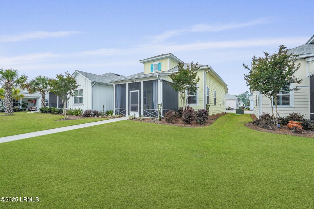 220 Sandbar Lane Unit 101