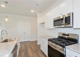 creekwood 11-5 - kitchen