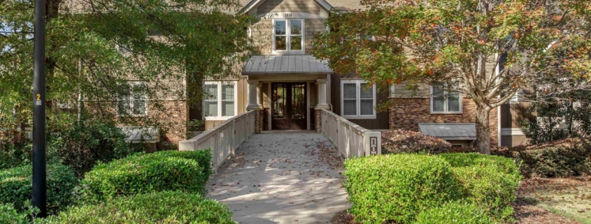 1020A Portage Trail