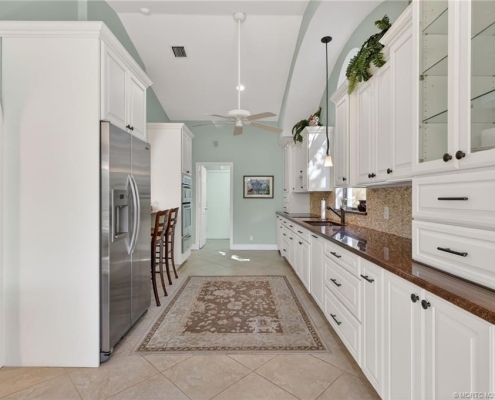 1606 NW Buttonbush Circle
