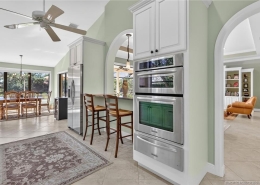 1606 NW Buttonbush Circle