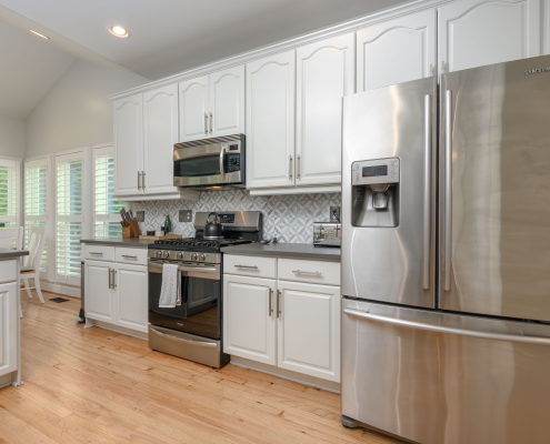 124 Oakton North