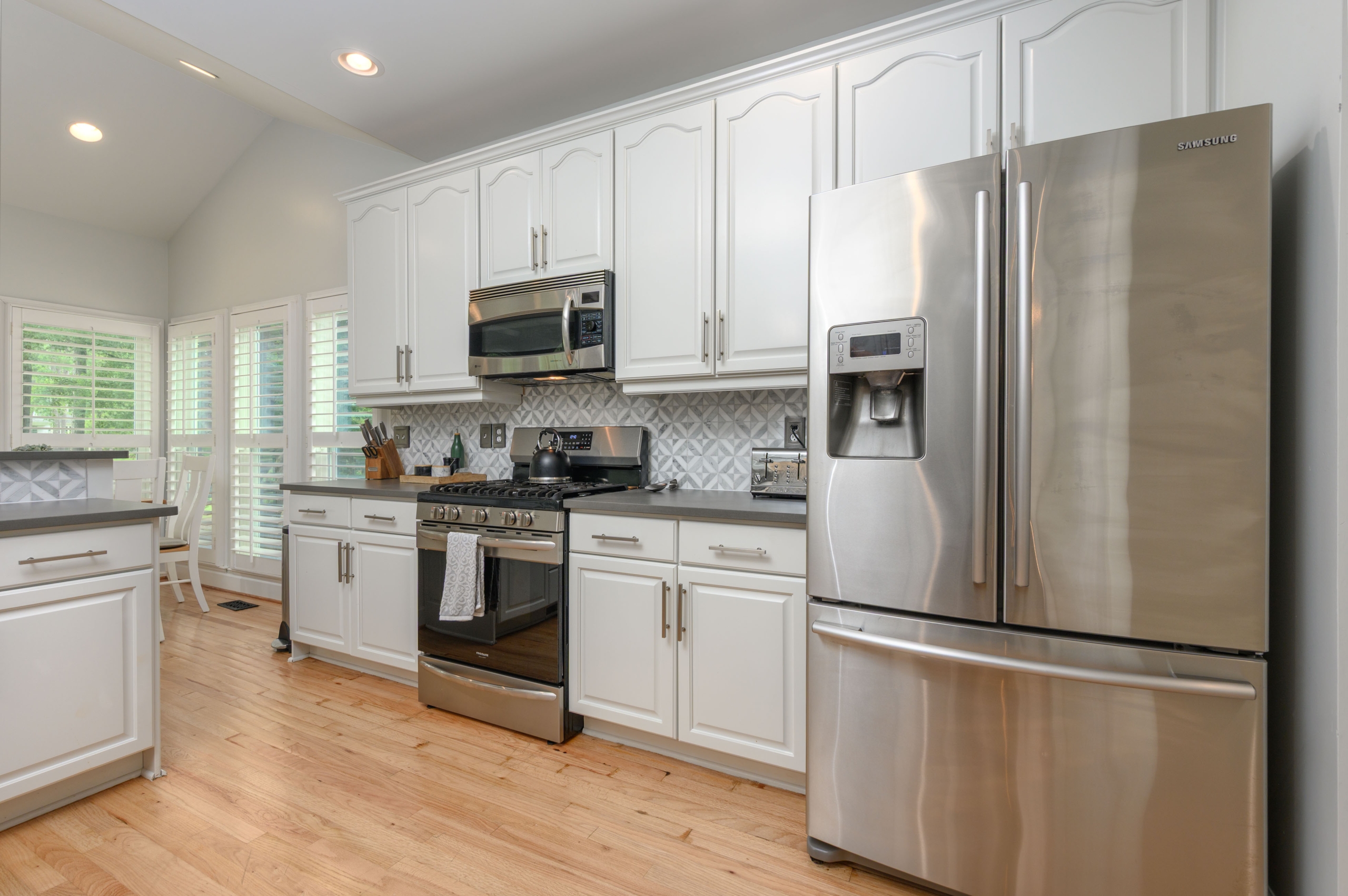 124 Oakton North