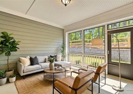 Creekwood shelly screen porch