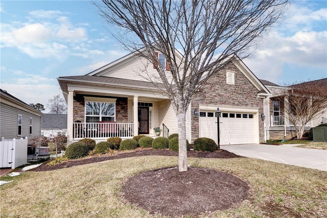 4198 Winthrop Circle