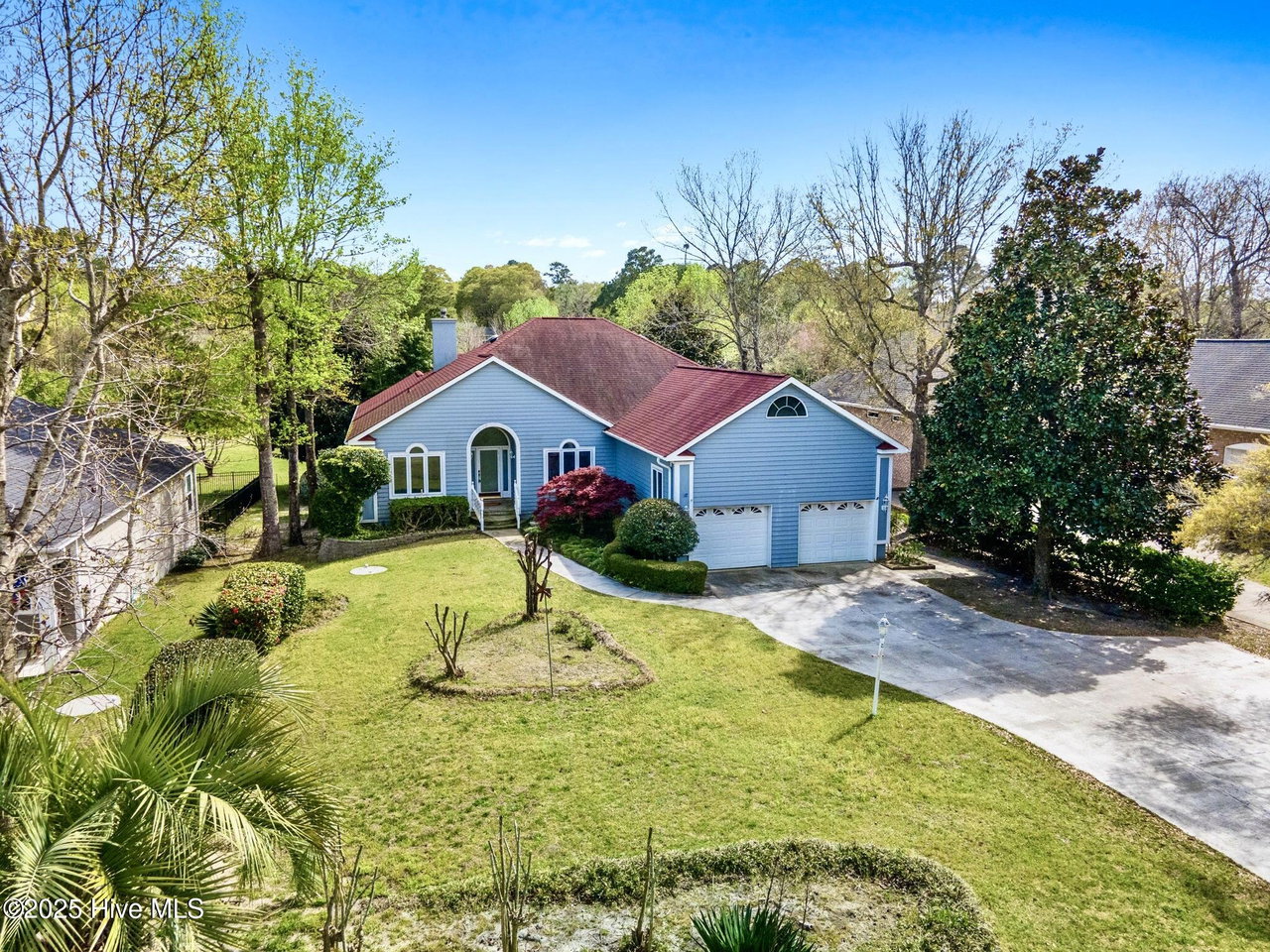 178 Edgewater Circle