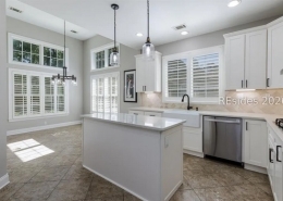 279 Oleander Way